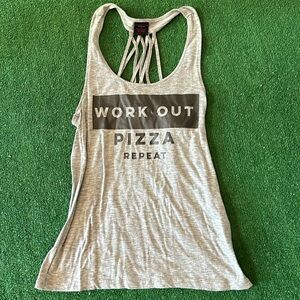 Material Girl Active Size S workout top!